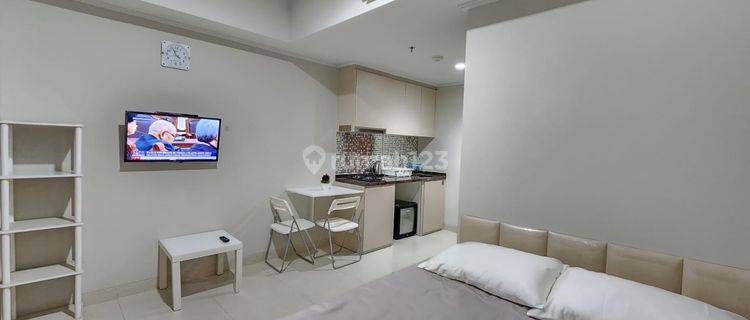 Disewakan Cepat Apartemen Green Sedayu Tipe Studio Semi Furnished 1