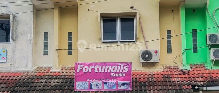 Strategic Shop House at Minimalist Price. 1