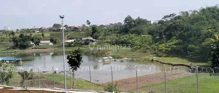 *Di  Kavling Exclusive di Kota Baru Parahyangan* 1