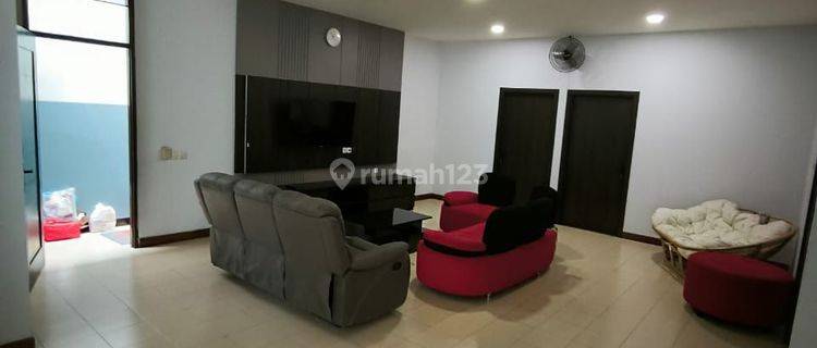 *Disewakan
Rumah Full Furnished Siap Huni di Sayap Moh.Toha*
 1