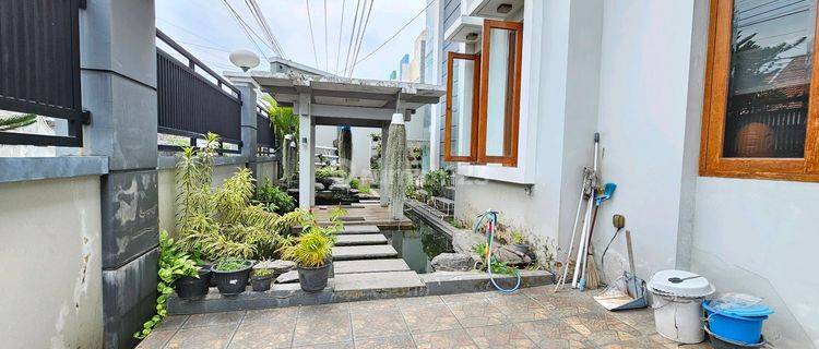 Rumah Strategis Pinggir Jalan Sumber 1