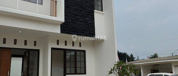 Rumah Modern 5 menit  Tol Cijago Gunadarma Margonda UI 1