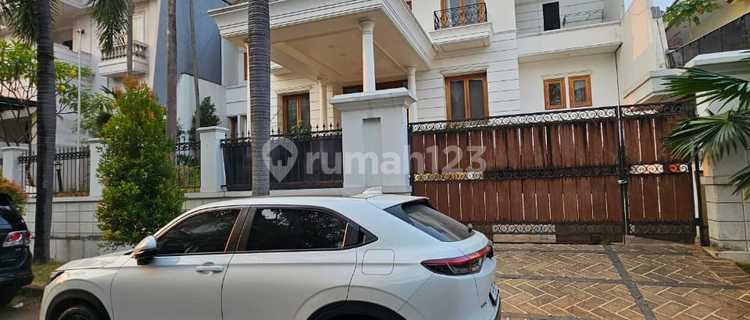 Quick Sale Luxury House in Kebun Jeruk Intercon West Jakarta 1