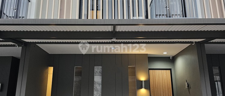 Fully Furnished Z Living Grand Wisata House Ready to Occupied Near Mall 1