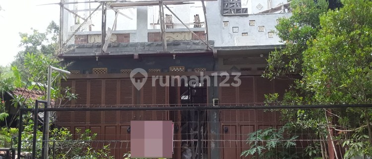 For Sale: Land and Shop House on the Main Highway of Majalengka - Kadipaten 1