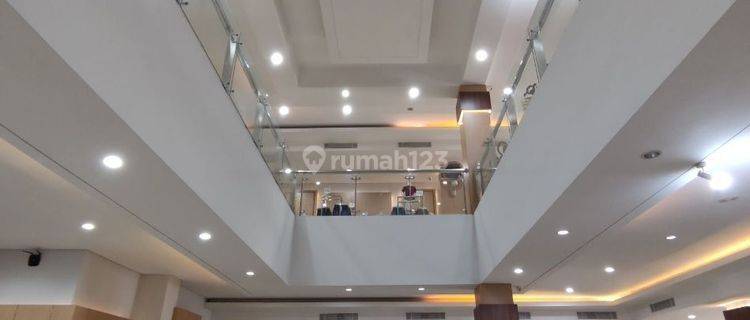 Gedung Siap Pakai Untuk Ruang Usaha/ Kantor Lokasi Strategis Perdagangan Solo 1