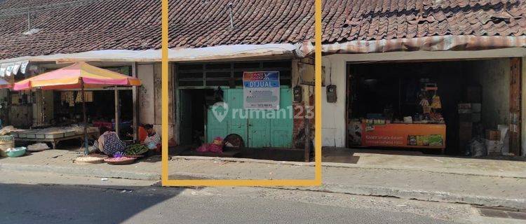 Dijual kios di Pasar Salatiga 200m dr jl jend Sudirman 1