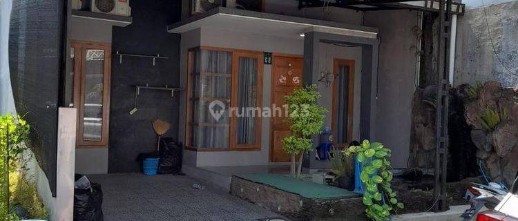 Rumah Cantik Semifurnished Ada Kolam Koi Di Solobaru 1