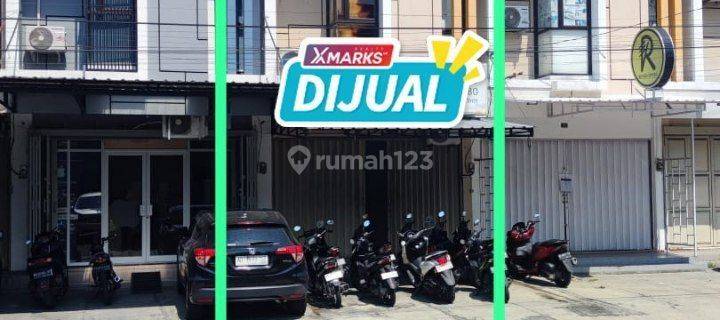 Ruko 2 lantai siap pakai selangkah dari jalan Yos Sudarso Solo 1