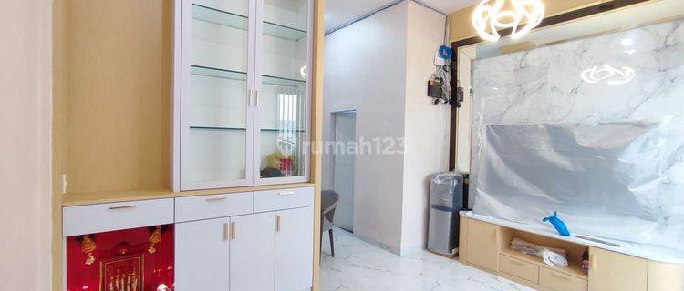 Dijual Rumah Baru 3 Lantai di Berjaya Mansion Jl. Pendidikan, Indra Kasih, Kec. Medan Tembung, Medan 1