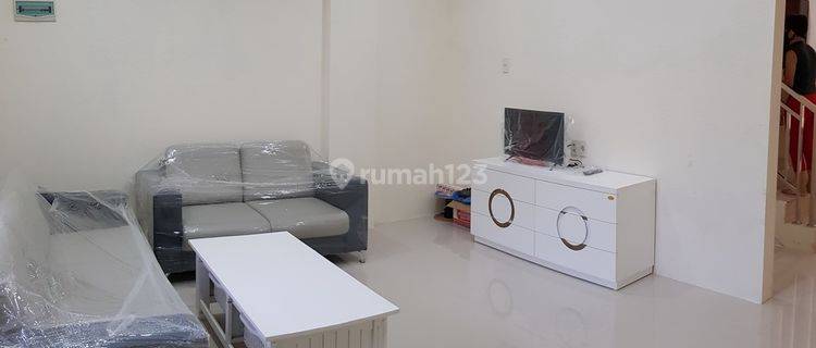 Disewakan Rumah di Kompleks Cemara Asri Cluster Diamond Suite 1