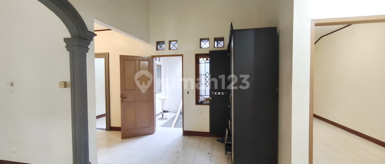 Disewakan Rumah 1 Tingkat Komplek Cemara Asri 1