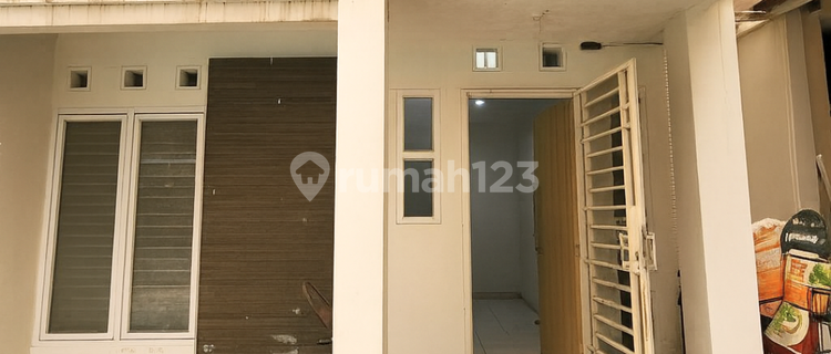 Rumah Depan Taman di Bintaro Jaya - Jarang Ada! 1