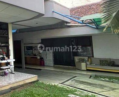 Rumah Strategis Bisa Untuk Ruang Usaha Mainroad Riau Bandung  1