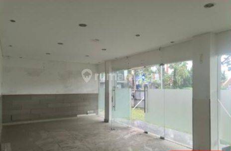 Disewakan Gedung 4 Lantai Mainroad Buah Batu Bandung 1