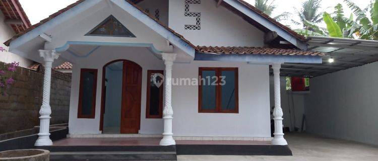 Rumah Cantik Di Jual 1