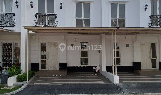 Disewakan rumah cantik siap huni di Grand wisata Bekasi  1