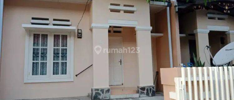 Dijual Rumah Siap Huni Di Dekat Pintu Tol Grand Wisata. 1