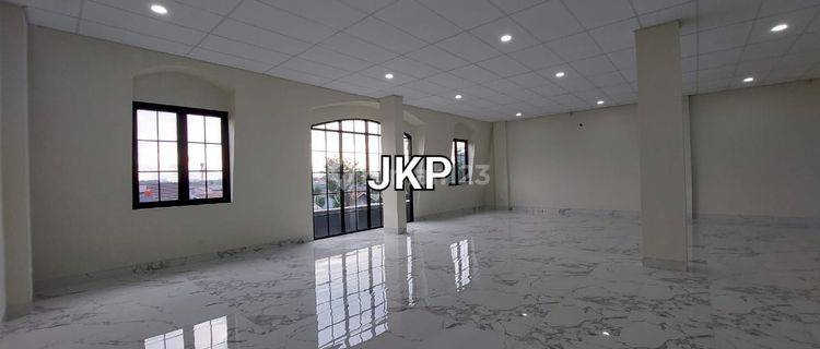 Gedung Kantor 3 Lantai Ready Siap Pakai Lokasi Premium Di Jatiwaringin Cipinang Melayu Jakarta Timur  1