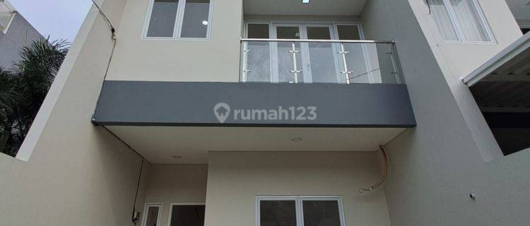 Rumah Kavling DKI Meruya Utara 1
