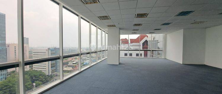 Sewa Kantor 239 M2 Kondisi Bare di Talavera Office Park Simatupang 1