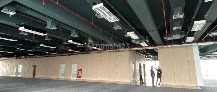 Sewa Kantor 1 Lt Full 1700 M2 di Menara Sentraya, Kondisi Bare 1