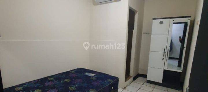 Kost Daerah Hayam Wuruk
hadap Utara
sertifikat Shm
18 Kamar Full Ac
kamar Mandi Dalam
 1