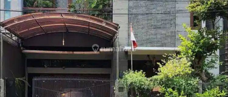Disewakan Rumah 2 Lantai Di Senayan Jaksel Bisa Untuk Kantor 1