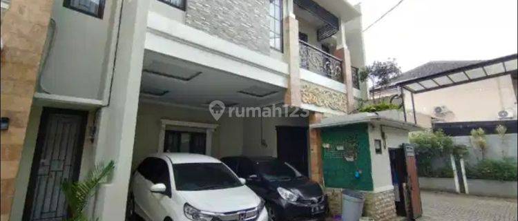 Disewakan Rumah Hook 3, Lantai Di Kebagusan Jaksel 1