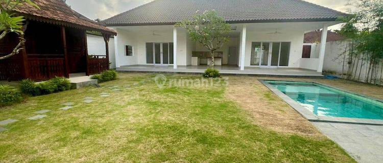 For Rent Private Pool Villa In Seminyak Bali 1