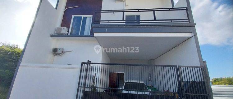 Dijual Rumah Modern 2 Lantai di Denpasar Bali 1