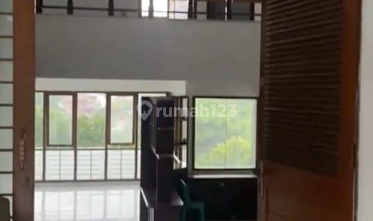 Disewa Rumah Nyaman Cipaku Pekarangan Besar 2 Rumah Jadi 1 Design Sama 1