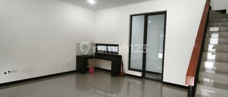 Di Sewa Rumah Taman Kopo Indah TKI 5 Gardenville 1