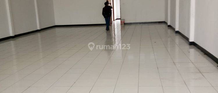 Di Sewa Ruang Usaha Jalan Raya Padalarang 1