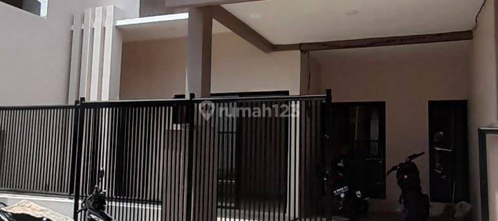 RUMAH BARU BAGUS MODERN 2 LT DEKAT JL RAYA SAWOJAJAR KOTA MALANG 1