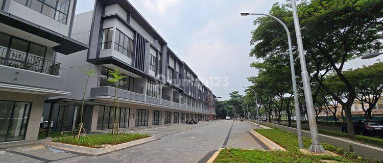 Ruko Bsd Greenwich Hadap Jalan Raya Type Hoek 3 Lantai 1