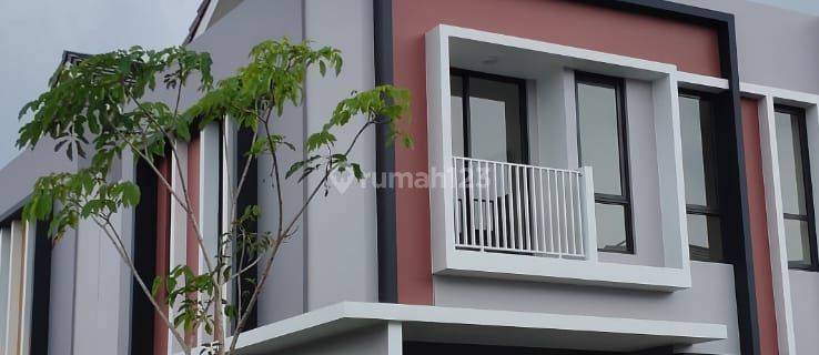 Rumah Hook Cluster Baroni Lux 2 Gading Serpong 2 Lantai Baru  1