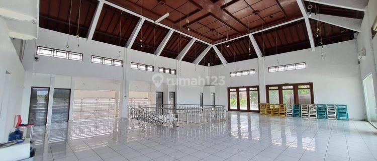 Disewakan gedung tempat usaha di keramaian Denpasar Barat 1