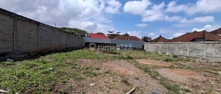 Commercial residential land for rent in Umalas 1