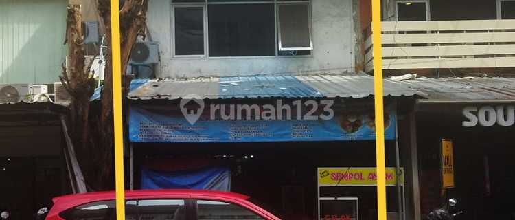 For Sale 3-Story Shop House Near Mall with Large Parking Teuku Umar Bali 1