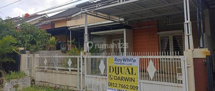 Dijual Rumah Cluster di Bukit Barisan 1