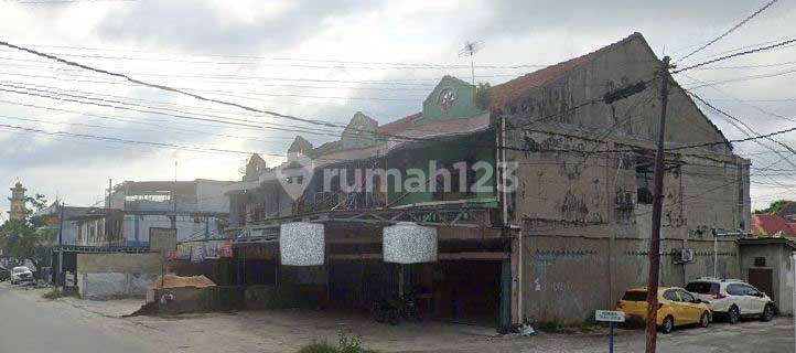 For Sale 2-Story Shop House Ready to Occupy on Jl. Jenderal 1