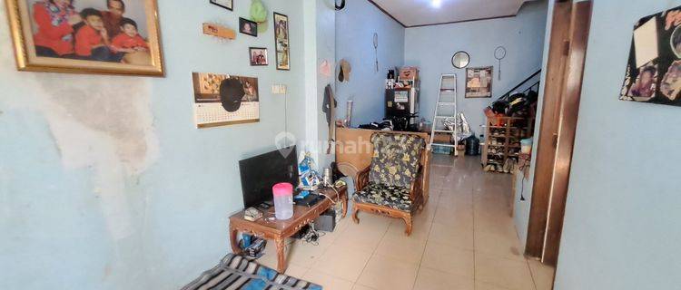 Rumah Sederhana 2 lantai SHM 1