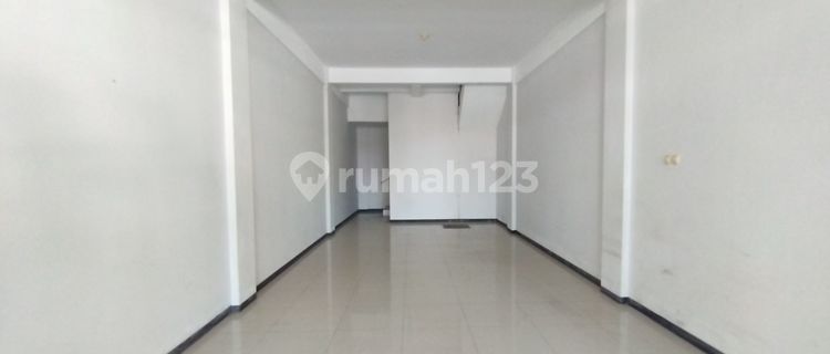 For Rent Shop House Section One Rungkut Industrial Area Facing Main Road 1