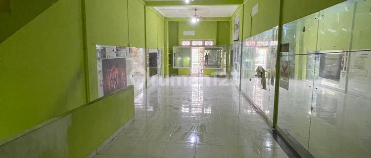 For Sale / Rent Ready-to-Occupy Shop House in Ciledug Tangerang 1