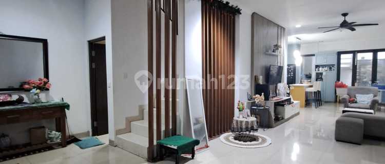 2-Story House Renovated Nusaloka BSD 1