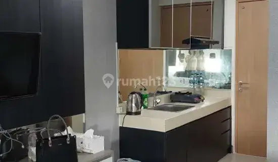 Apartemen B Residence Interior Full Furnshed di BSD City, Tangerang Selatan, 1