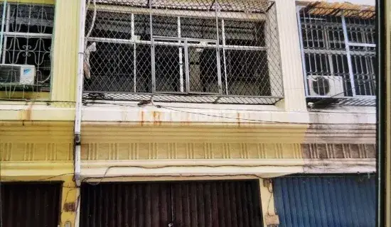 Ruko Bangunan Bagus, 3 Lantai di Jl. Kh. Hasyim Ashari Roxy, Jakarta Pusat 1