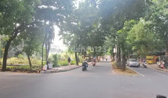 Tanah Lokasi Dstrategis Dan Cocok Untuk Cafe di Meruya, Jakarta Barat 1