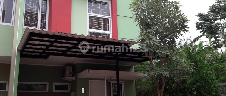 Rumah di Arcadia Village Gading Serpong 1